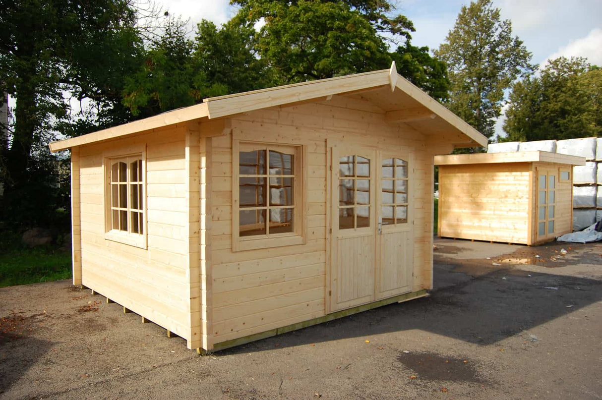 Alaska 1 (3,8x3,8m | 12m2 | 70mm) Log Cabin - Palmako UK