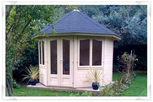 This summerhouse is perfect!