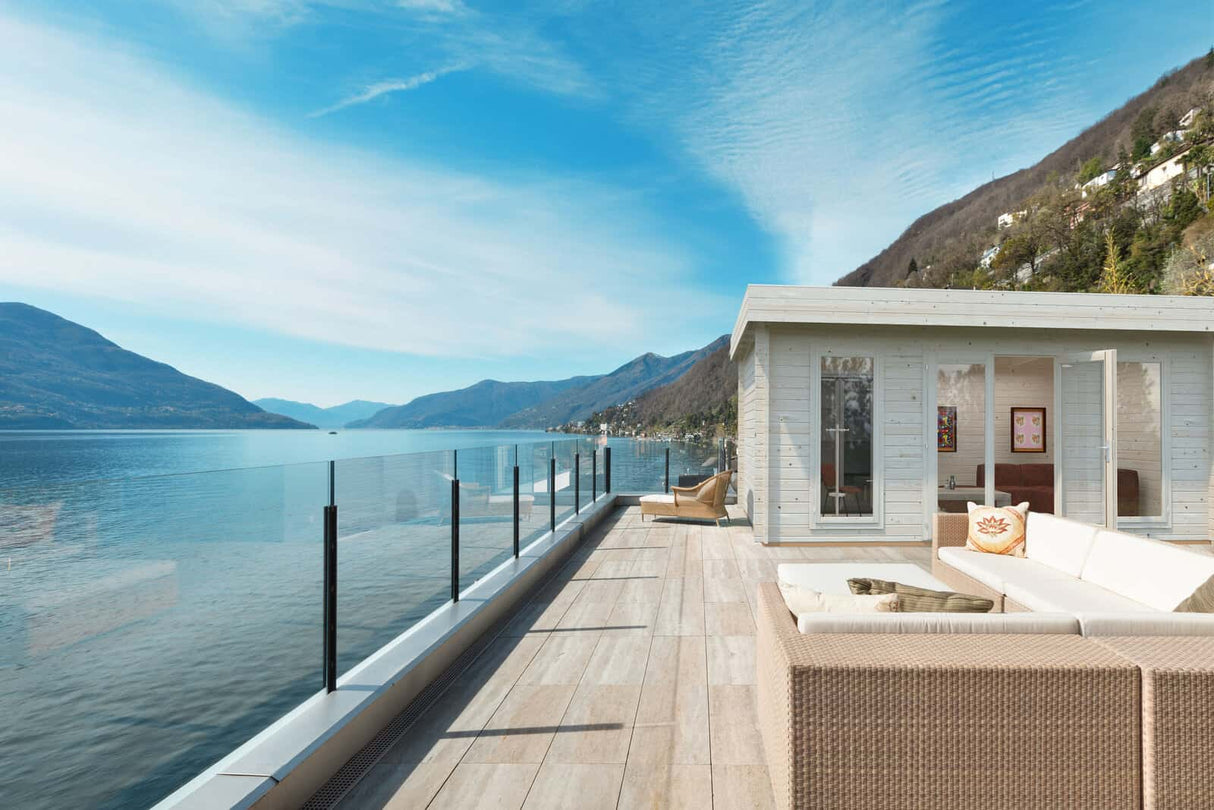 Bret M (5.5x4.1m | 19.9m2 | 44mm) Contemporary Summer House